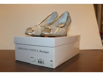 Adrianna Papell Boutique Ladies FormalSize 6M Silver Honeycomb Mesh Open Toe Shoes