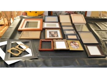 Mixed Lot Of Photo Frames & Accessories