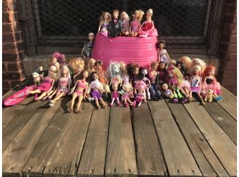 Barbies & Dolls Bonanza