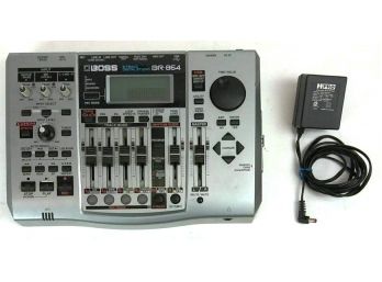 BOSS Br-864 Digital 8-Track Recording Studio