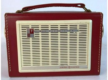 GE Portable Radio In Leather Case
