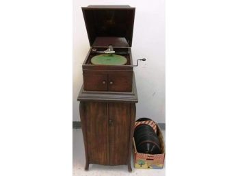 RCA Victor Victrola Model VV-IX Antique Record Player W/Base Cabinet & Over 100 Records