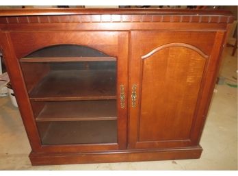 Wood TV Stand With Swivel Top