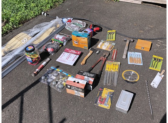 End Of Day Tool And Hardware Lot