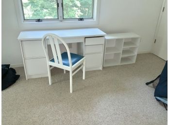 4 Pc White Bedroom Set