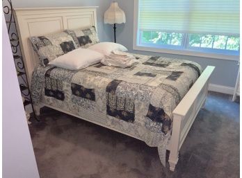 Awesome Double Bed W/Nightstand