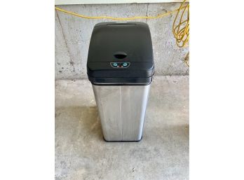 Touchless Trash Can ~ Electric Open ~