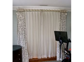 Set Of 2 La Régence Inc. New York Sage And Cream Leaf Design Crewel Embroidered Custom Curtains With Rings & Rod