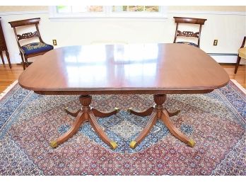 Double Pedestal Dinning Table With 3 Leafs And Table Pads