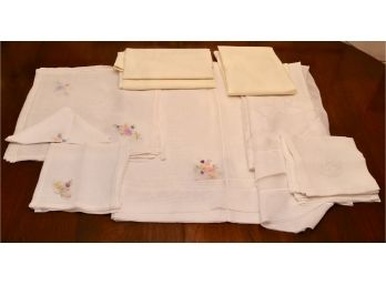 2 Sets Of Finely Embroidered  Organza Tablecloth With  Cream Colored Underlay Tablecloth And Matching Napkins