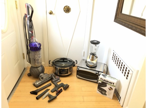Lot Of Appliances: Dyson, Black And Decker, And More
