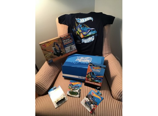 Hot Wheels “Challenge Accepted” Gift Box #1