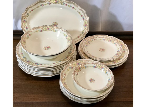 21 Piece Set Of Pretty Floral China