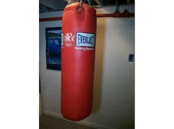 Vintage Red EVERLAST Punching Bag (1984 Olympics) Cool Piece !