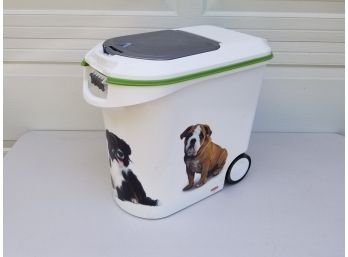 Curver Petlife 12kg Plastic Dog Food Storage Container With Wheels