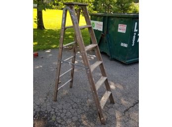 5 Rung Wooden Painters Ladder
