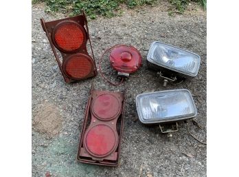 Vintage Lights  And Emergency Road Reflector Lot