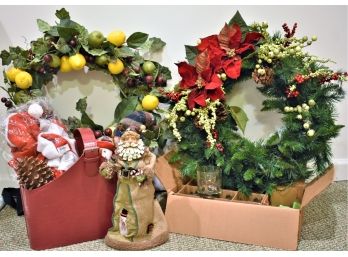 Christmas Wreaths And Decor