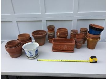 Terra Cotta Pot And Planter Lot