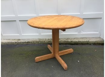 Round Top Hardwood Table