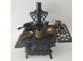 Miniature Crest Cast Iron Wood Stove With Accessories