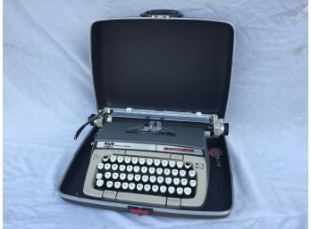 Smith Corona Typewriter Classic 12