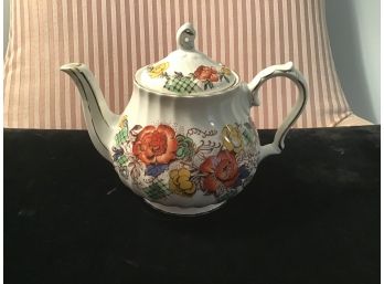 Sadler Teapot In The “Rose Garden” Pattern