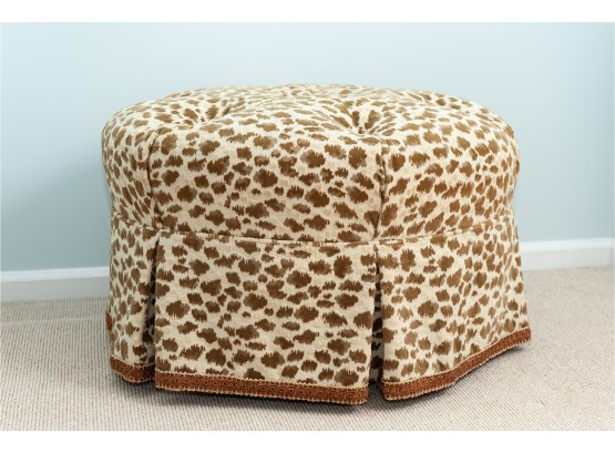 Ottoman With Tufted Brunswig & Fil Fabric