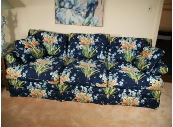 Fabulous Hendredon Floral Sofa - Dark Blue Floral - 100% Like New ! - High Quality !