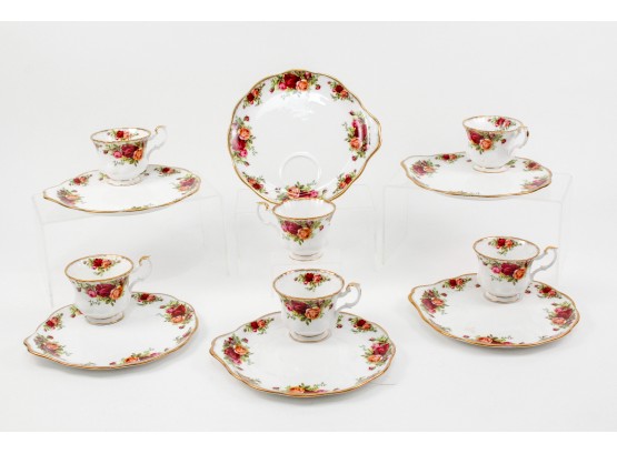 6 Old Country Roses Royal Albert Tea Cups And Plates