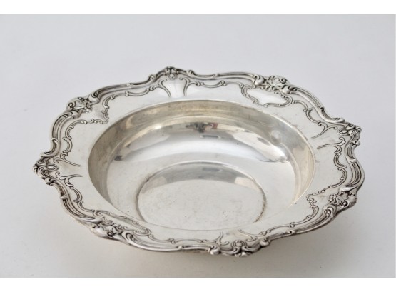 Gorham Sterling Silver Deep Dish With Ornate Design Edge - 14.39 Troy Ou