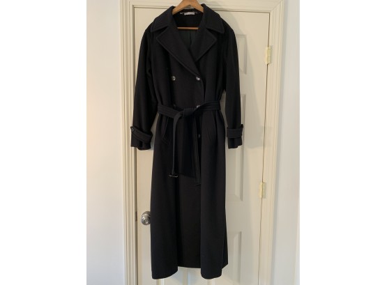 Burberry Men's Wool And Cashmere Coat - Size 40R