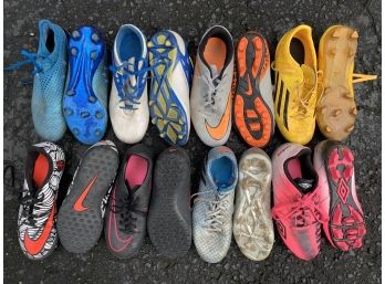 Eight Pairs Of Kids Soccer Cleats From Umbro, Adidas & Nike (All Size 4.5)