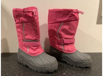 L.L. Bean Snow Boots, Size 6 - BRAND NEW