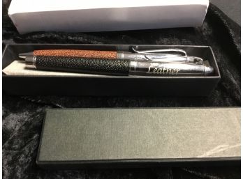 Set Of 2 Leather Pens