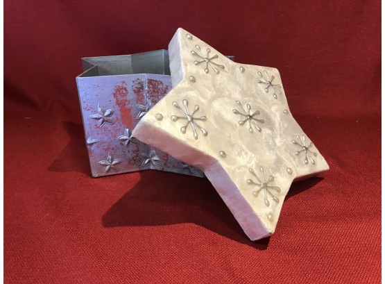 Paper Mache - Irridescent Star Shaped Storage Or Gift Box