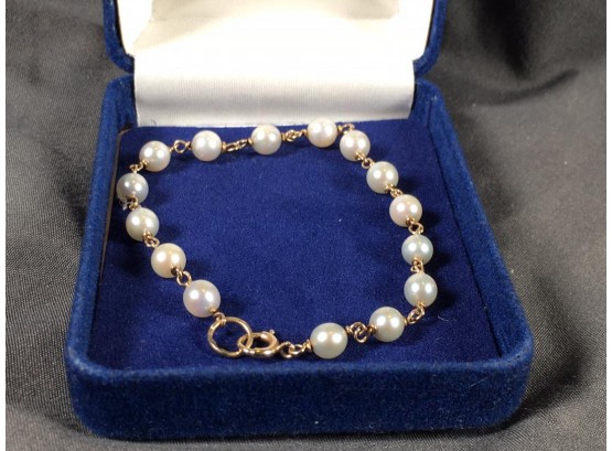 Lovely Vintage 14KT Yellow Gold & Pearl Bracelet - In Original Box  - Very Pretty Piece