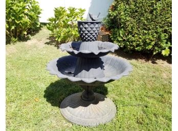 Modern Molded Resin 2-Tier Footed Garden Fountain/Birdbath