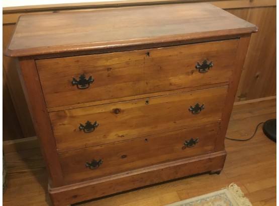 Old Pine Chest Of Drawers