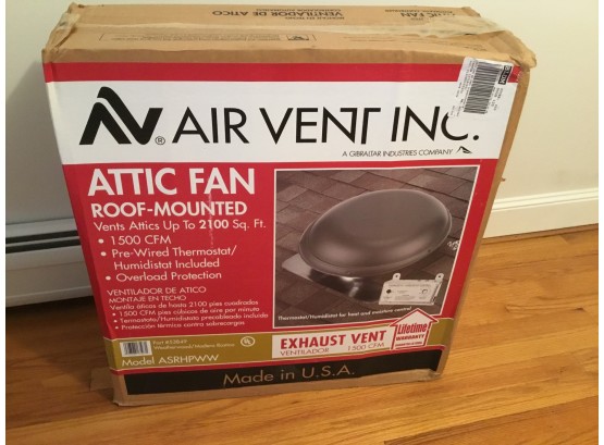 New In Box Roof Mount Attic Fan