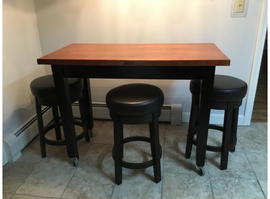 High End Pub Table On Wheels With 3 Stools