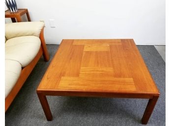 Danish Mid Century Modern Teak Vejle Stole Mobelfabrick Coffee Table