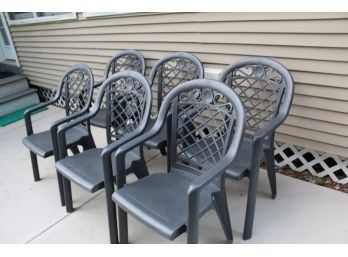 6 Resin Stackable Outdoor Chairs