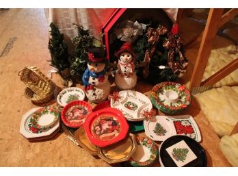 Christmas Decorations And Tableware