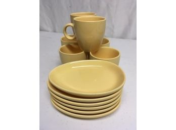 Pretty Yellow Mug/Plate Set