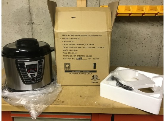 POWER PRESSURE COOKER  Never Used