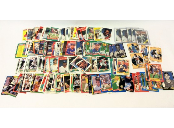 Mixed Lot Of Vintage Baseball Cards David Justice Dave Winfield Deion Sanders Craig Biggio Hank Aaron Donruss