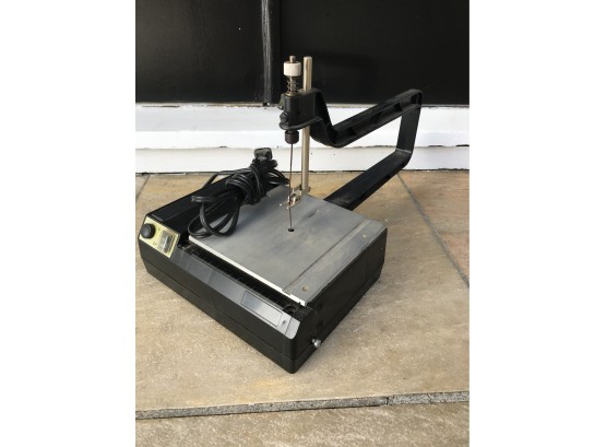 Electric Compact Scroll Saw