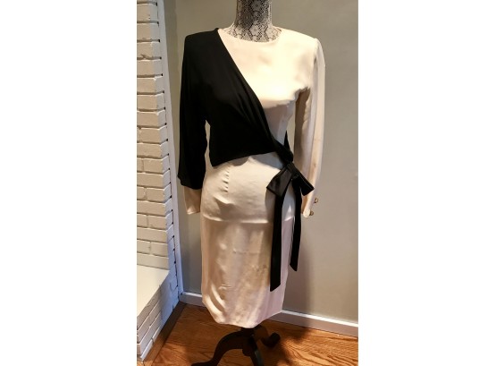 Off White And Black Valentino Boutique Italy Dress