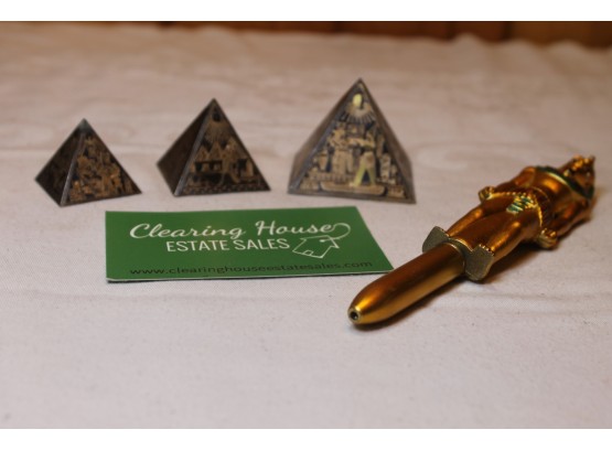 Really Unusual Set Of 3 Egyptian Pyramids With Reliefs On Each Side With Bonus King Tut Pen